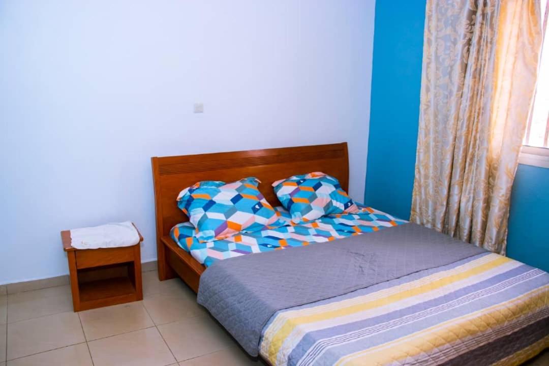 Appartement Meuble 2 Chambres Montee Jouvence Yaoundé Dış mekan fotoğraf