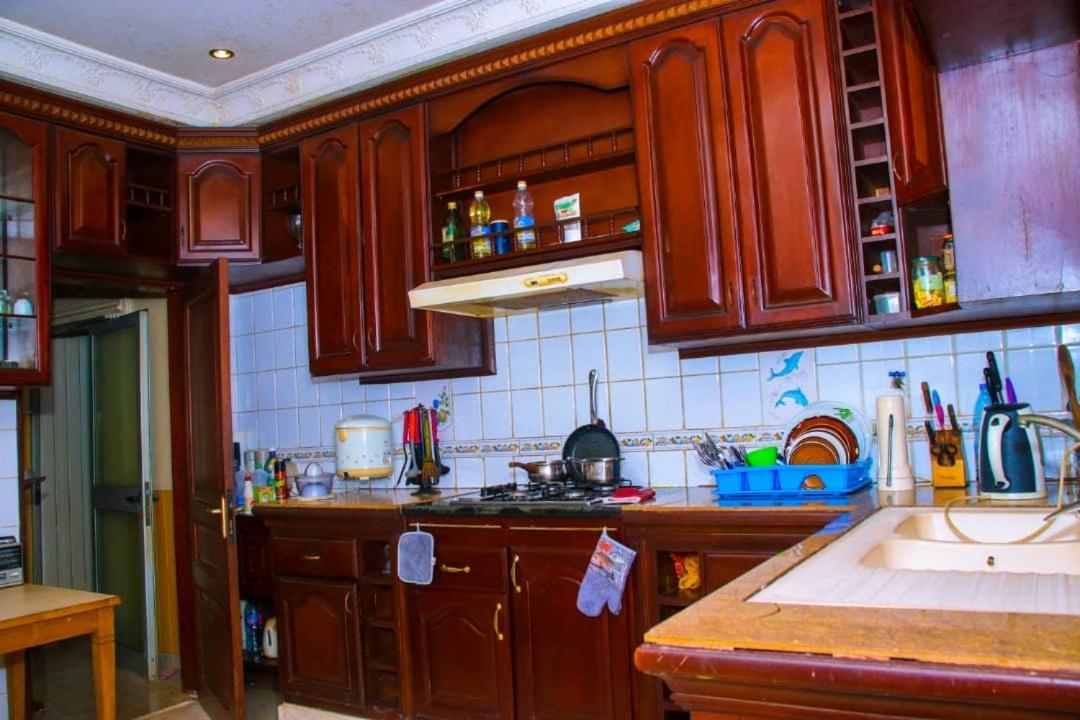 Appartement Meuble 2 Chambres Montee Jouvence Yaoundé Dış mekan fotoğraf